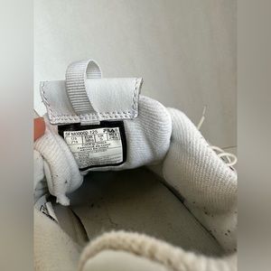 Fila Womens Disruptor 2 Premium 5FM00002-125 White Casual Shoes Sneakers Size7.5